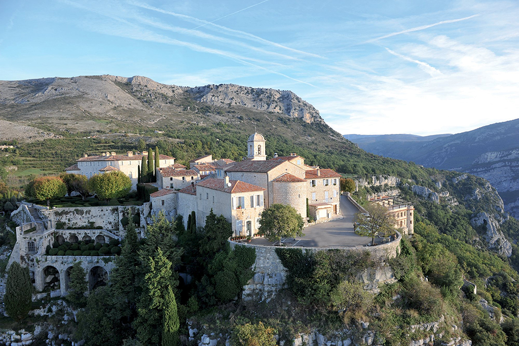 Quartier-premium-Gourdon-village-perché