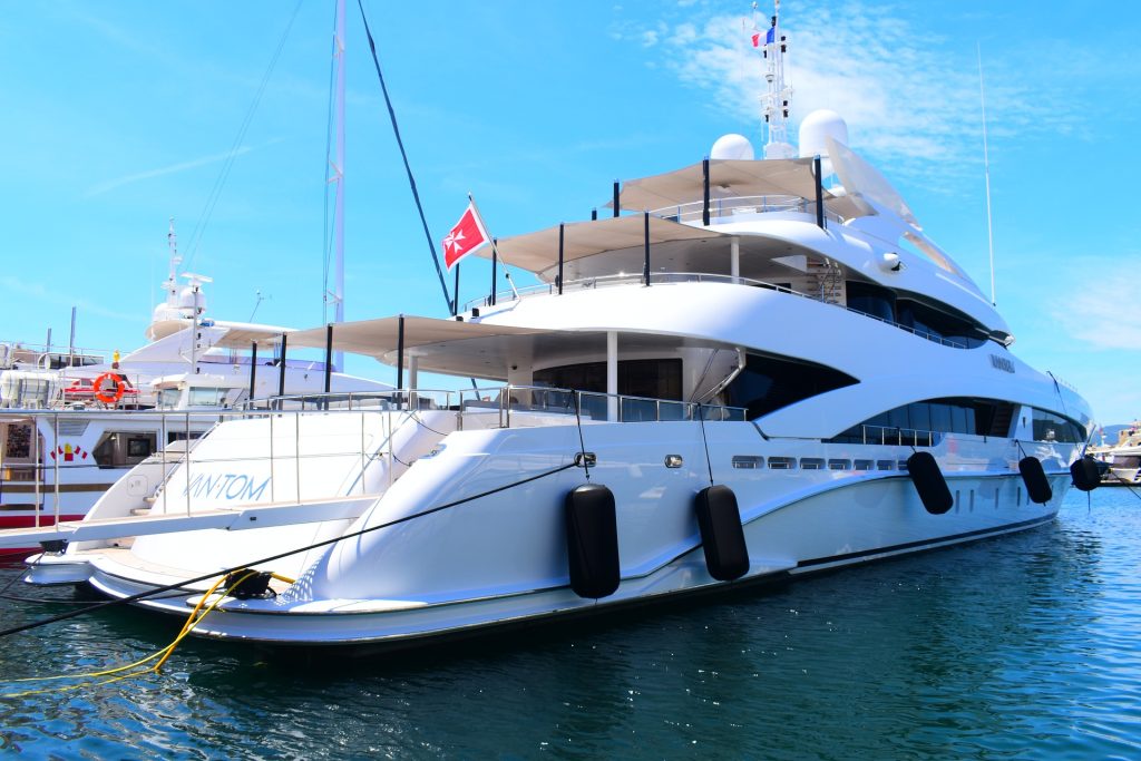 Quartier-premium-Yacht-saint-tropez